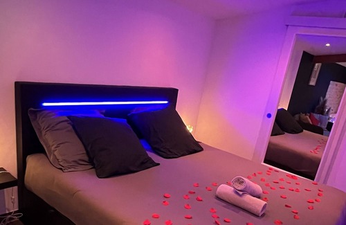 Belgentier Apartment | Independent studio with whirlpool bath