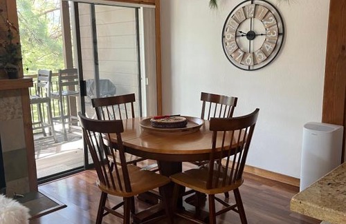 Truckee House | Indian Hills Gem Awaits