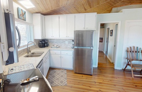 Indian Pass House | Indian Pass 2Bdrm Cottage | Steps from the Beach