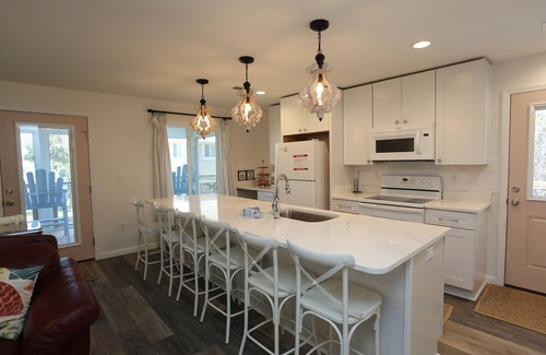 Indian Pass House | Indian Pass, Gulf View, Close To The Beach, Pet Friendly ~ Latitude Adjustment