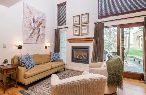 Elkhorn Village House | Indian Springs