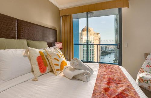 Brisbane Central Business District Apartment | Indigescapes River Views in Heart of Brisbane Sleeps 6