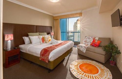 Brisbane Central Business District Apartment | Indigescapes River Views in Heart of Brisbane Sleeps 6