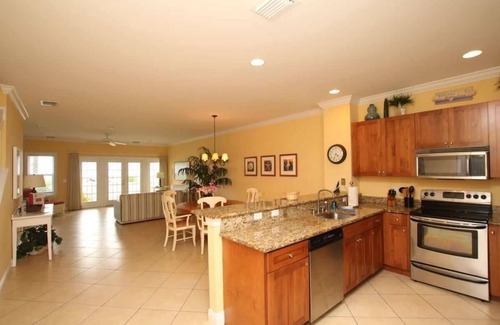 Indigo Reef Marina Homes House | Indigo Reef #8, Lionfish Cottage in private Indigo Reef Resort