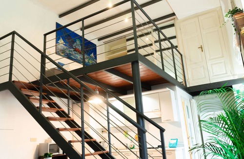 Historic Center Apartment | Indipendenza Loft Apartment in the Downtown of Bologna