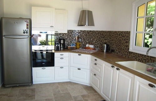 Bezengi House | Individual farmhouse in a domain with swimming pool and tennis court