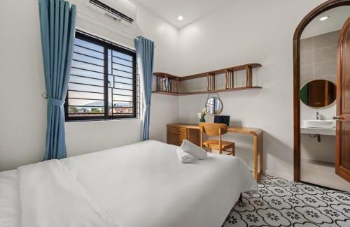 Ngu Hanh Son Villa | Indochine House - Near My Khe Beach & City Center by The Key