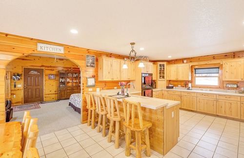 Hermosa House | Indoor Pool & Games: 'Box Canyon Lodge' in Hermosa