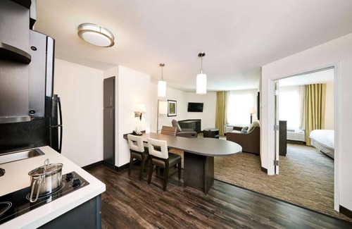 Earth City Hotel | Indulge in Home-Like Comfort! 2 Convenient Units, Near Berthold Square Park