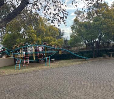 Newcastle Apartment | Indumiso Guest House