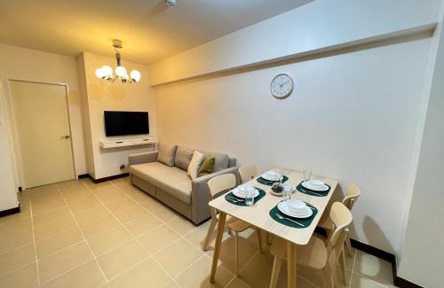 Project 4 Apartment | Infina Towers Affordable staycation BRAND NEW 2BR (39A) Aurora Boulevard