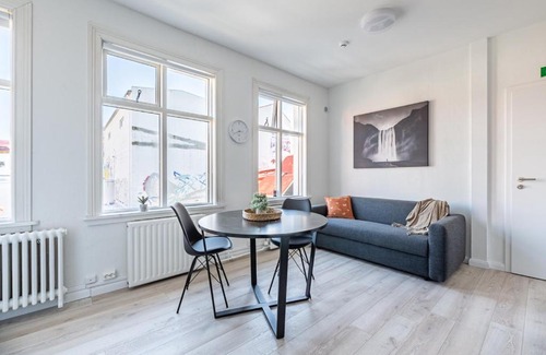 Downtown Apartment | Ingolfsstræti Apartments by Heimaleiga