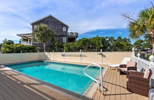 Colington Harbour House | Inlet Palms