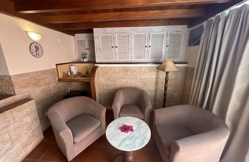 Canico Hotel | Inn & Art Madeira