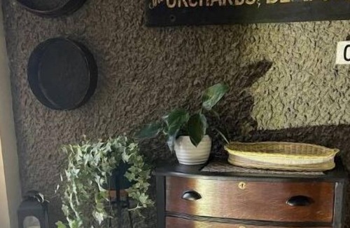 Hollowville House | Inn at Blue Stores - A Historical Home