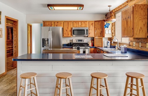 Prescott House | Inn Between the Lakes | Outdoor lover's retreat with mtn views, grill, fireplace