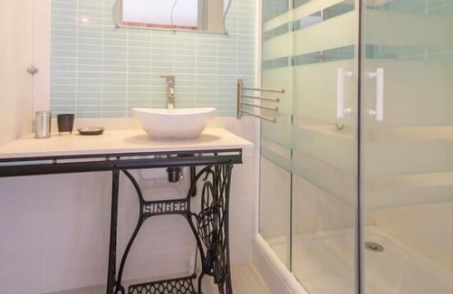 La Haie-Fouassiere House | Inn La Haie-Fouassière, 2 bedrooms, 5 people