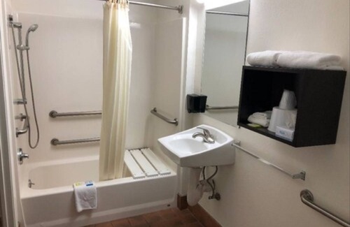 East Village Hotel | Inn Of Long Beach