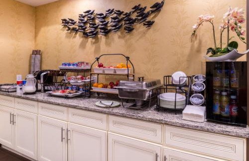 Trevose Hotel | Inn of The Dove Romantic Luxury & Business Suites