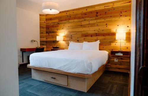 White Salmon Hotel | Inn of the White Salmon