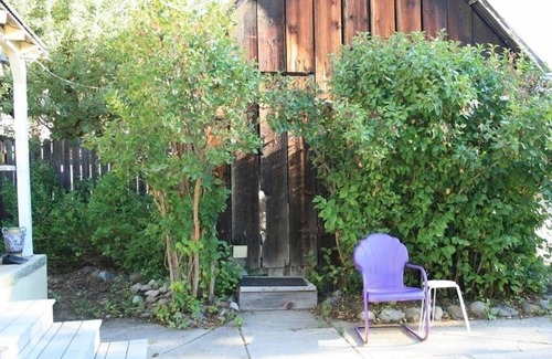 McCloud House | Inn the Heart of McCloud ~