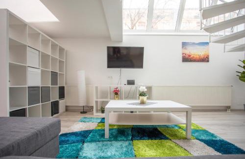 Pradl Apartment | Innsbruck City Center Duplex I 24h self-check-in