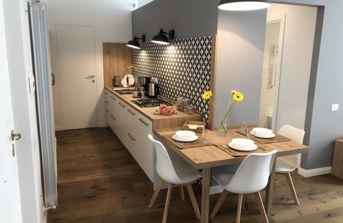Vasto Apartment | Inspiring New Apartment in Central Naples