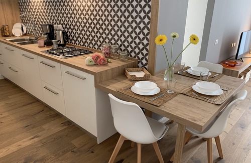 Vasto Apartment | Inspiring New Apartment in Central Naples