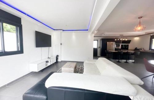 Trois Mares Villa | Instant Paradis - Villa de Prestige - Vue Mer & Montagne