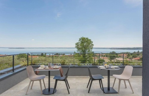 Moniga del Garda Bed & Breakfast | Insula Felix - Deluxe Double or Twin Room