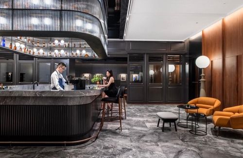 Xuhui Hotel | Intercity Shanghai Xujiahui - Free Minibar and near Yishan Road Metro Station