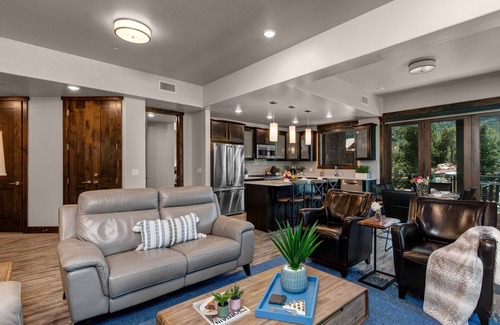 Park City Condo | Interior Design, Luxury Community Amenities, Free Shuttle + Pet-Friendly!
