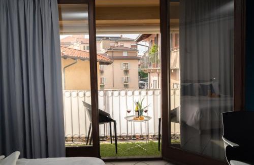 Sesto Calende Apartment | Interno3 Design Apt Garage & Mxp