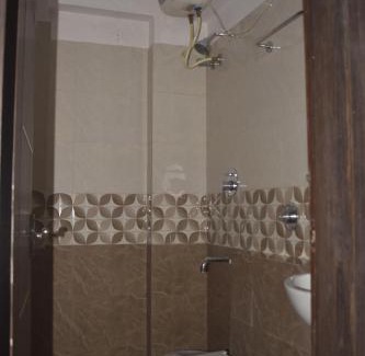 Sadduguntepalya Hotel | Intoruist Palace