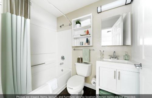 Indianapolis Hotel | InTown Suites Extended Stay Indianapolis IN -I70 Post Drive
