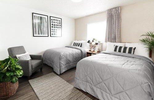 Hampton Hotel | Intown Suites Extended Stay Select Hampton VA