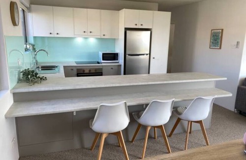 Nelson Bay Apartment | INTREPID 10 - Beachfront, breathtaking views, WIFI, LINEN