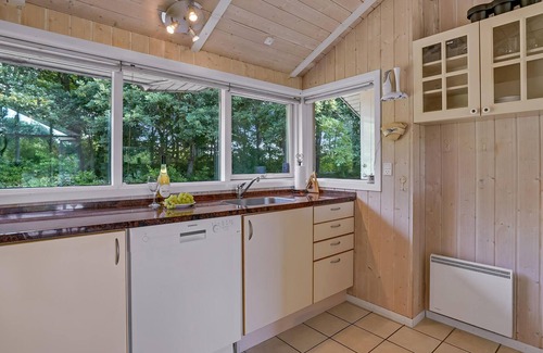 Vemb House | Inviting cottage with large indoor pool.