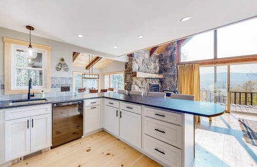 Waitsfield House | Inviting home with hot tub, mountain view, skiing & firepit