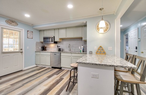 Savannah Apartment | Inviting Savannah Vacation Rental w/Game Room!