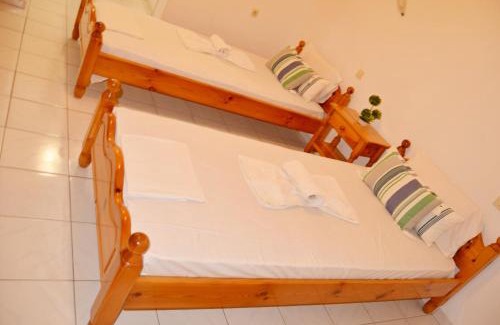 Sigri Hotel | Ioannidis - Sigri Studios