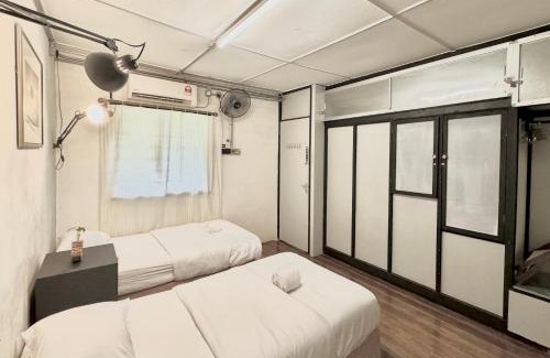 Taman Cempaka House | IPOH CEMPAKA VILLA (12pax) vintage.classic经典复古.精品民宿