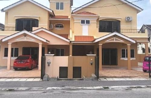 Tersusun Bercham House | Ipoh Family Villa-Spacious Stay for 21 or 42Pax