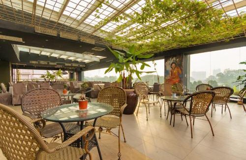 Taman Istana Apartment | Ipoh Kinta Riverfront Air-Con Cozy Homestay
