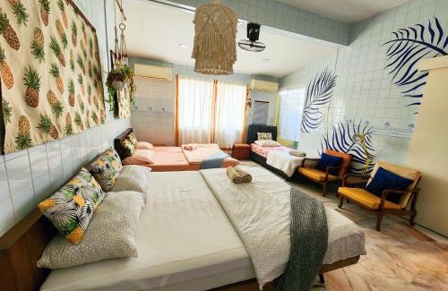 Taman Pengkalan Jaya House | Ipoh Station 18, Rainforest Loft 2