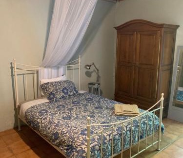 Gardonne Apartment | Iris Meadow Cottage