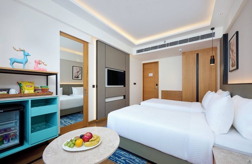 Gurugram Hotel | Iris Sarovar Portico