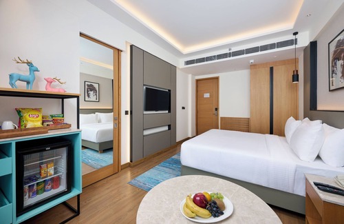 Gurugram Hotel | Iris Sarovar Portico