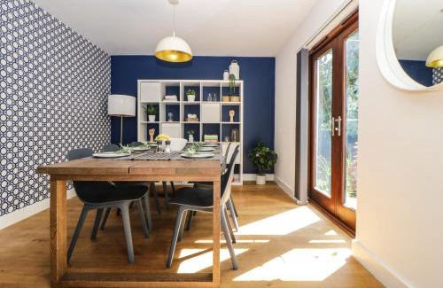 Millbrook House | Iroko