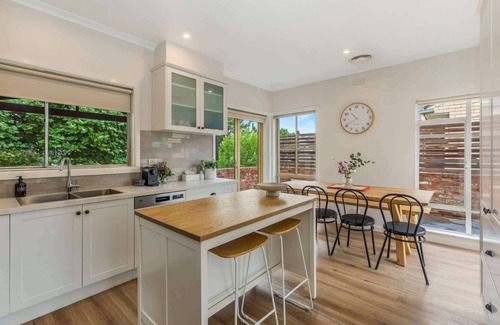 Ironbark House | Ironbark Rise, Central Bendigo